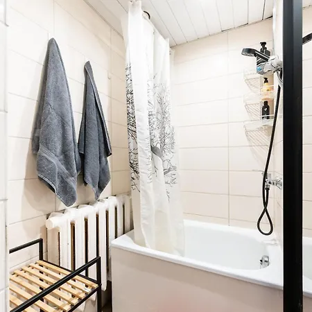 Lägenhet Cinema - 2-bed, 2-bath - Free Private Parking