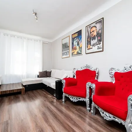 Cinema - 2-bed, 2-bath - Free Private Parking Таллінн