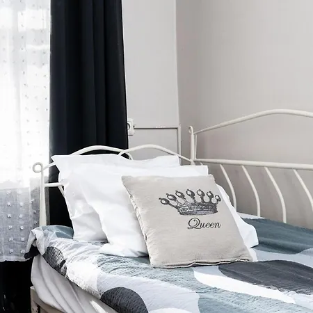 דירה Cinema - 2-bed, 2-bath - Free Private Parking טאלין