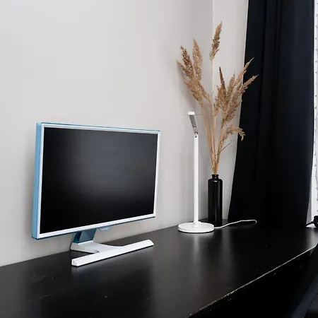 Cinema - 2-bed, 2-bath - Free Private Parking Tallinn