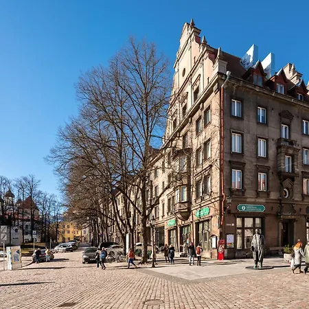 Cinema - 2-bed, 2-bath - Free Private Parking * Tallinn