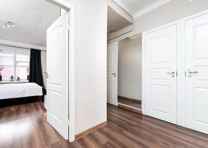 Cinema - 2-bed, 2-bath - Free Private Parking * Таллин