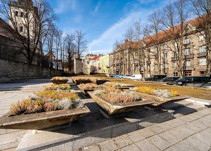 Cinema - 2-bed, 2-bath - Free Private Parking Апартаменты *