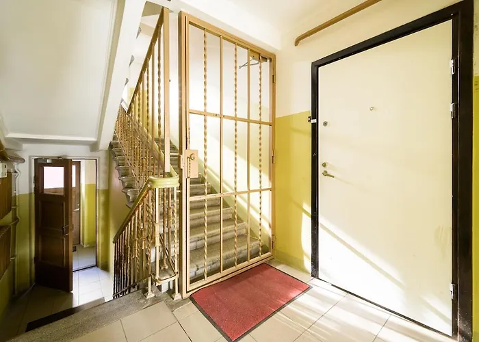 Cinema - 2-bed, 2-bath - Free Private Parking Таллин