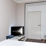 Appartement Cinema - 2-bed, 2-bath - Free Private Parking