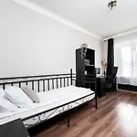 Cinema - 2-bed, 2-bath - Free Private Parking Tallinn