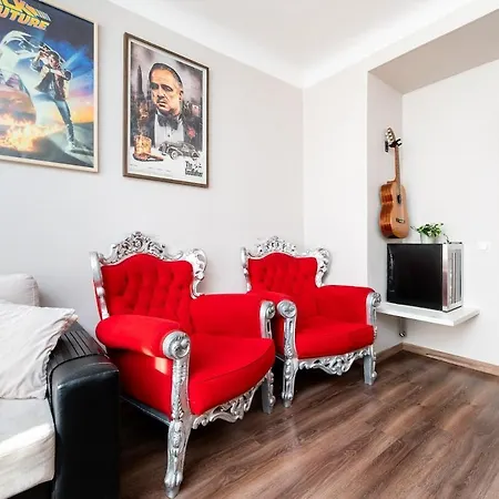 Cinema - 2-bed, 2-bath - Free Private Parking * Reval